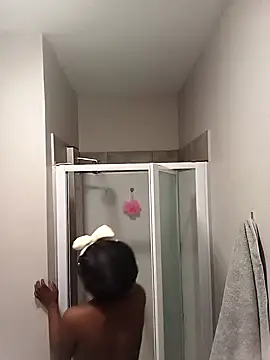 Snapshot of khonnieyouslut chatting on April 2026 10:01:02 AM khonnieyouslut online show from April 2026 10:01:02 AM