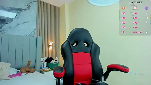 MAGIEVANS1 online show from April 2026 12:06:02 PM