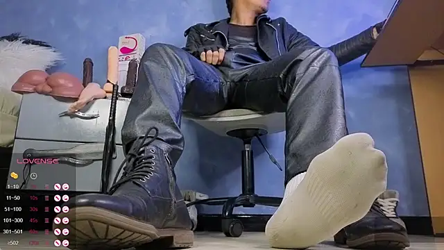 TomLover 12 online show from April 2026 01:22:02 AM