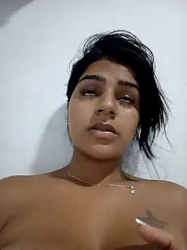 AnnRosse18 online show from January 2025 07:24:01 PM