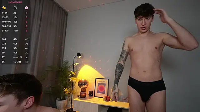 Snapshot of Evan__White_ chatting on March 2026 11:38:02 AM Evan White online show from March 2026 11:38:02 AM