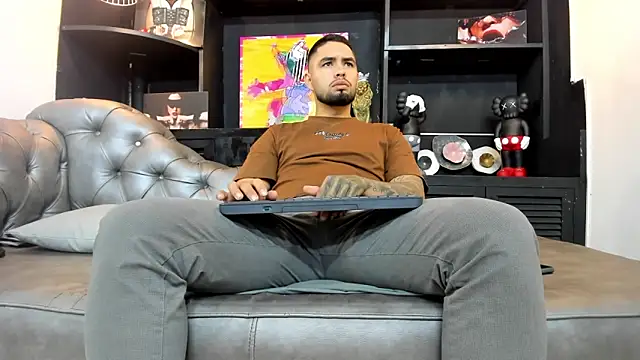 matteosantos online show from September 2025 11:32:02 AM