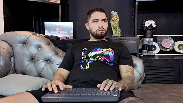 matteosantos online show from October 2025 11:30:01 AM