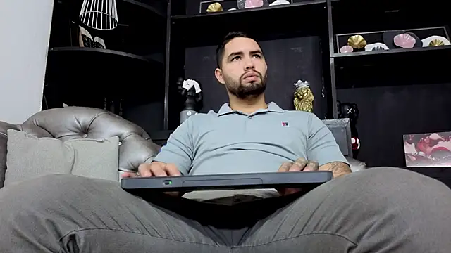 matteosantos online show from December 2025 12:10:01 PM