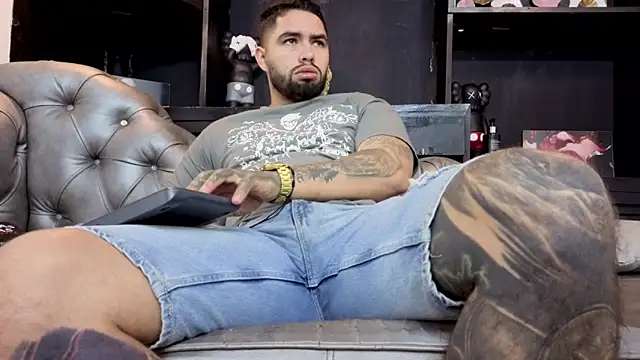 matteosantos online show from March 2026 12:11:01 PM