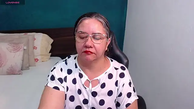 scaelettdubois online show from March 2026 12:47:02 AM