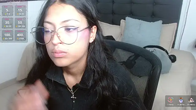 vaness weet online show from July 2026 08:34:02 PM