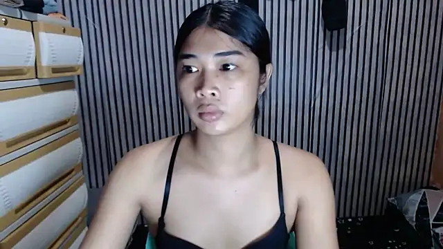 Snapshot of Maria-Moore chatting on September 2025 01:25:02 PM Maria-Moore online show from September 2025 01:25:02 PM