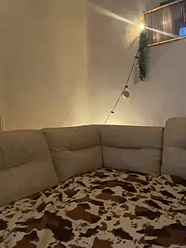 Lady  Maria online show from April 2026 06:10:01 PM