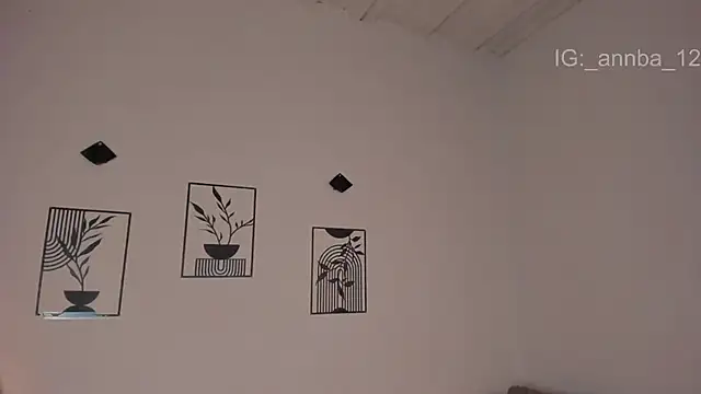 annie barozzi online show from April 2026 01:24:02 PM