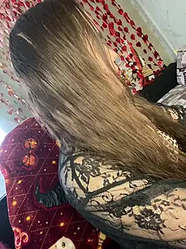 Var Kiss online show from February 2026 04:45:01 AM