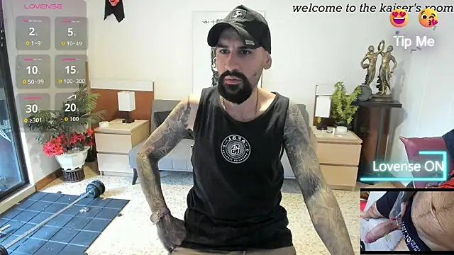 kaiser679  online show from April 2026 01:55:02 PM