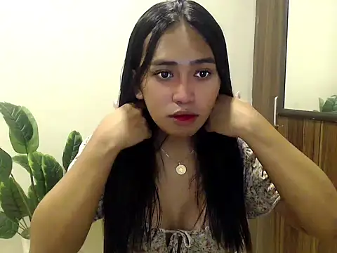 pinay sofia online show from May 2026 12:00:02 PM
