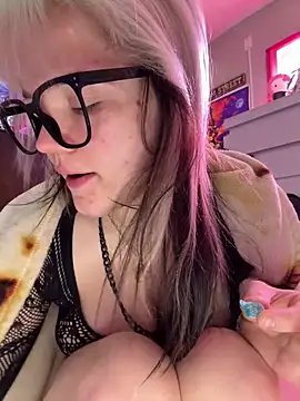 Cutiepiespanks online show from March 2026 06:11:01 PM