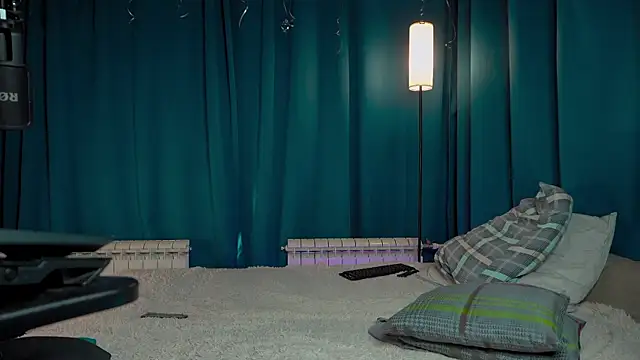 VIktorSecret online show from April 2026 12:31:01 PM