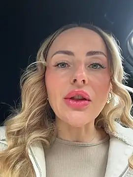 EmaSalis online show from March 2026 07:48:02 AM