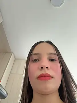 MiaJacksonn online show from May 2026 04:35:02 PM