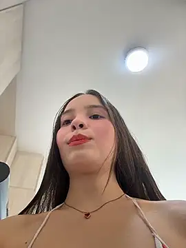MiaJacksonn online show from May 2026 04:04:01 PM