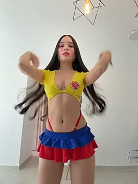 MiaJacksonn online show from June 2026 05:22:01 PM