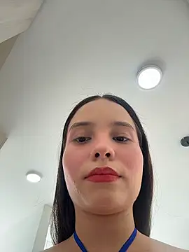 MiaJacksonn online show from June 2026 05:28:02 PM