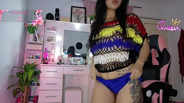 Snapshot of Sweet_baby_hellen chatting on June 2026 04:11:02 AM Sweet baby hellen online show from June 2026 04:11:02 AM