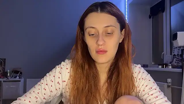 Snapshot of Uniarten chatting on December 2025 06:23:01 PM Uniarten online show from December 2025 06:23:01 PM