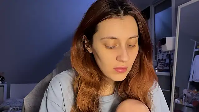 Snapshot of Uniarten chatting on December 2025 06:04:01 PM Uniarten online show from December 2025 06:04:01 PM