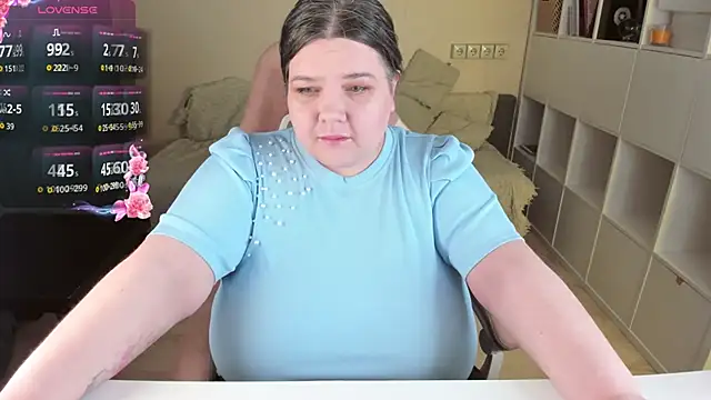 PlumPie online show from April 2026 06:12:01 PM