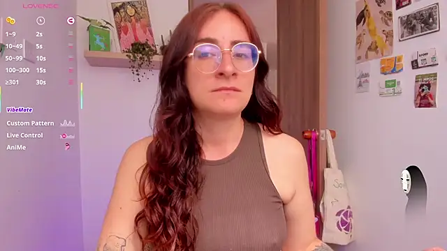 Snapshot of linda_giggle chatting on June 2026 02:43:02 PM linda giggle online show from June 2026 02:43:02 PM