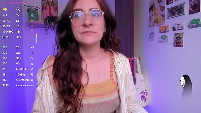 Snapshot of linda_giggle chatting on June 2026 10:24:01 PM linda giggle online show from June 2026 10:24:01 PM
