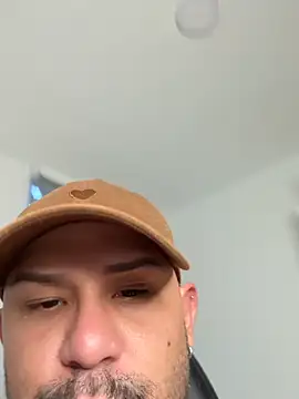 Snapshot of nicolas_cox chatting on March 2026 10:35:01 PM nicolas cox online show from March 2026 10:35:01 PM