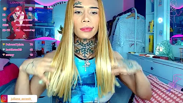 caroline cossei online show from April 2026 11:20:02 PM