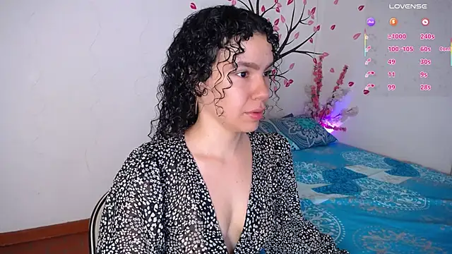 Snapshot of Karolina_1 chatting on July 2026 03:12:01 AM Karolina 1 online show from July 2026 03:12:01 AM