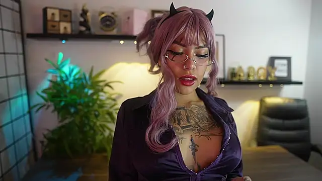 Scarlett collins02 online show from April 2026 01:20:02 AM