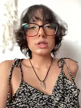 Snapshot of aurora_xoxo chatting on March 2026 05:48:02 PM aurora xoxo online show from March 2026 05:48:02 PM