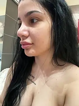 Samira30 online show from April 2026 01:18:01 PM