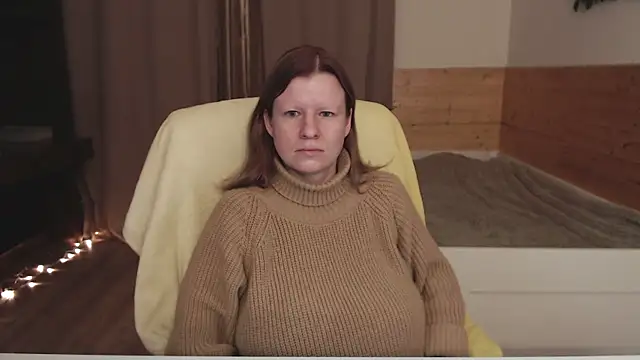 Snapshot of Exponent_5 chatting on February 2025 05:58:01 PM Exponent 5 online show from February 2025 05:58:01 PM