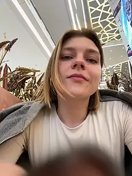 ValenciaShock online show from April 2026 07:06:01 AM