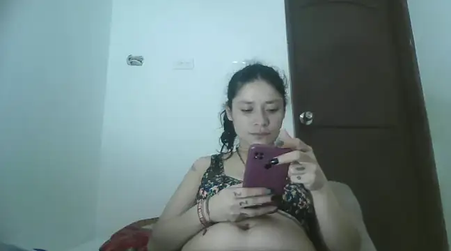 TamaraNauthy online show from January 2025 03:55:01 PM