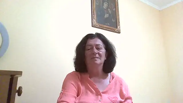 Snapshot of GypsiQueen2 chatting on June 2026 09:45:01 PM GypsiQueen2 online show from June 2026 09:45:01 PM