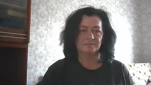 Snapshot of GypsiQueen2 chatting on July 2026 08:32:02 AM GypsiQueen2 online show from July 2026 08:32:02 AM