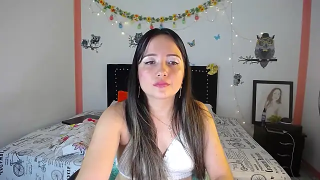 naughty girl 4u online show from March 2025 04:11:01 PM