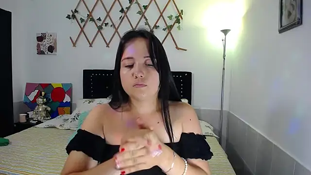 naughty girl 4u online show from April 2026 08:25:02 PM