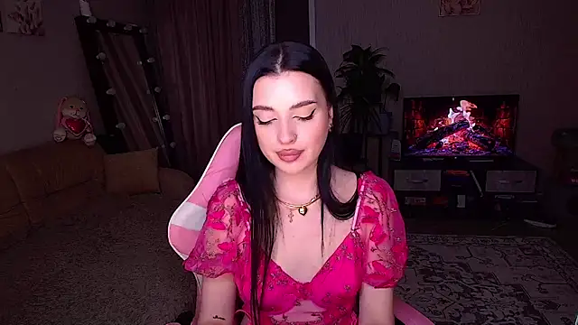   Malika   online show from April 2026 02:15:02 PM