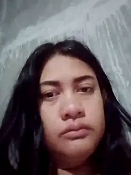 Honeybun25 online show from April 2026 03:49:02 PM