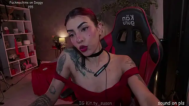kitty pruu online show from June 2026 11:16:01 PM