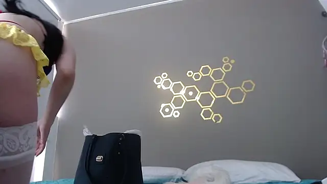 adriscute online show from January 2025 10:12:01 PM