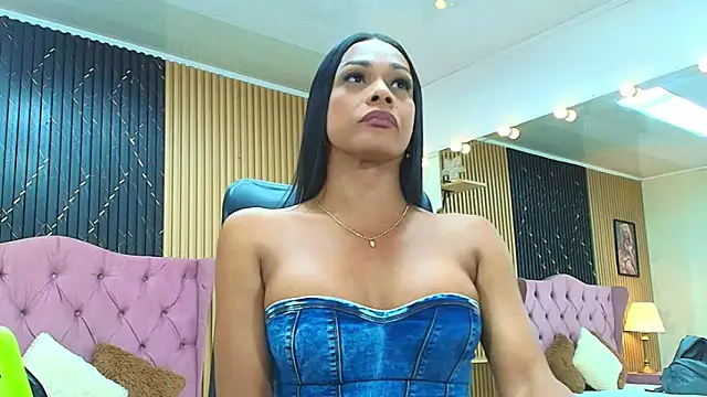 Snapshot of BARBIE_BROWNN chatting on June 2026 07:06:02 PM BARBIE BROWNN online show from June 2026 07:06:02 PM