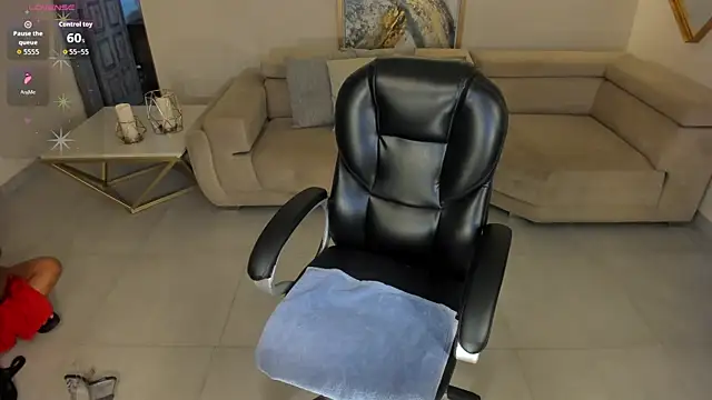 RenataReyes online show from April 2026 09:34:03 PM