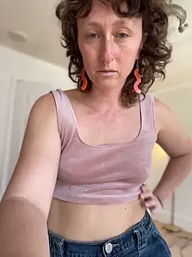 mossy kiss online show from March 2026 02:39:02 PM